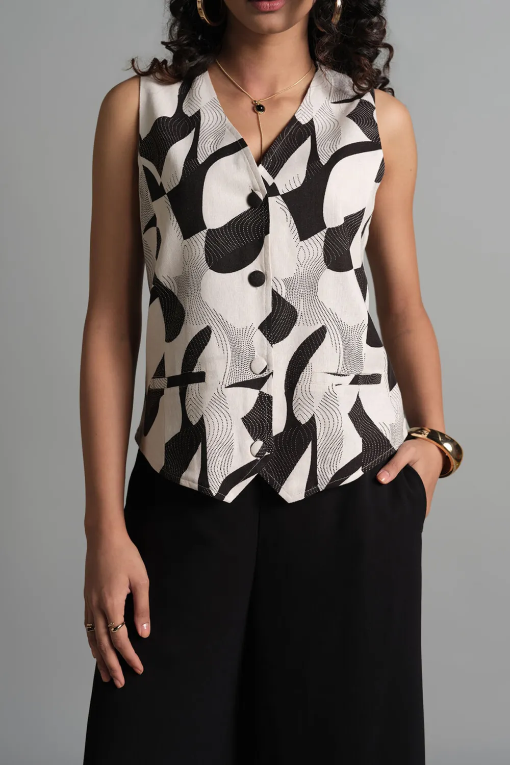 V-Neck The Black Waistcoat